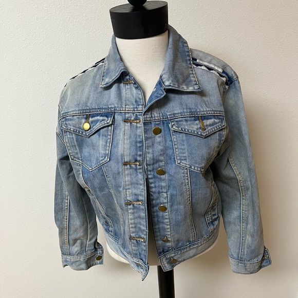 PPLA Jackets & Blazers - PPLA Classic Blue Denim Jacket women’s size S